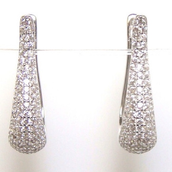 3ct Tulip Hoop Earrings - Picture 12 of 13